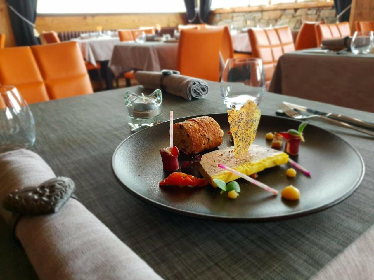 Hotel Spa L'Oxygene วาลมอแรล ภายนอก รูปภาพ